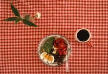 My Cozy Keto Mornings: 3 Low-Carb Breakfasts That Actually Keep Me Full