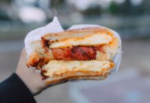 My 3 Go-To Keto Breakfasts That Actually Keep Me Full (No Sad Bacon Wraps Here!)