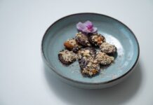 Sweet Without the Sugar: My Low-Carb Baking Journey (and a Few Wins)